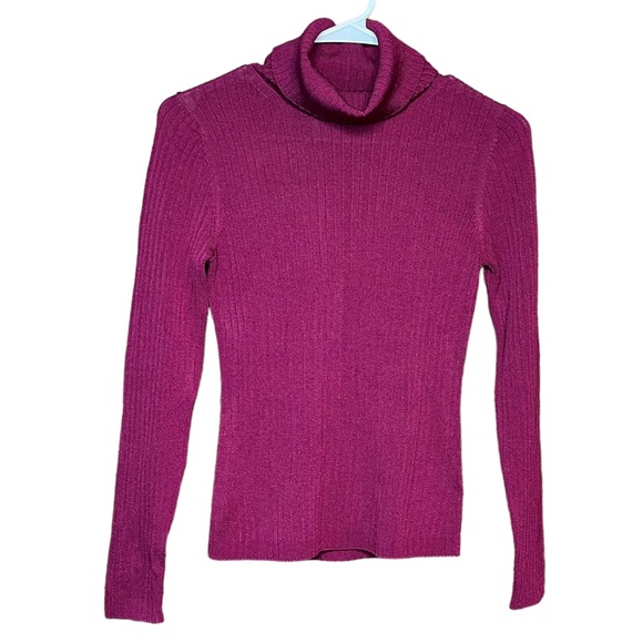 Babaton by Aritzia Compel Turtleneck Fuchsia Women’s Size Medium Ribbed Top - Picture 3 of 9